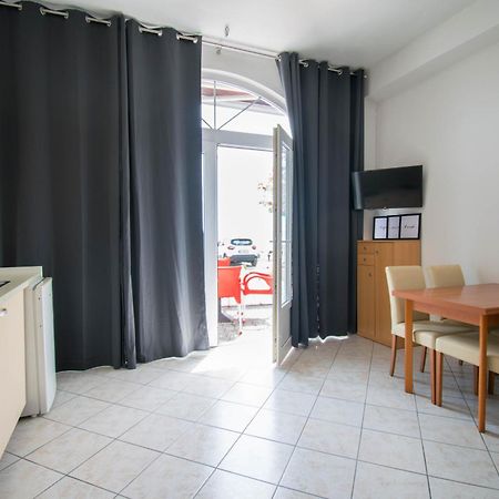 Apartments Manuela - บาชกาโวดา ภายนอก รูปภาพ