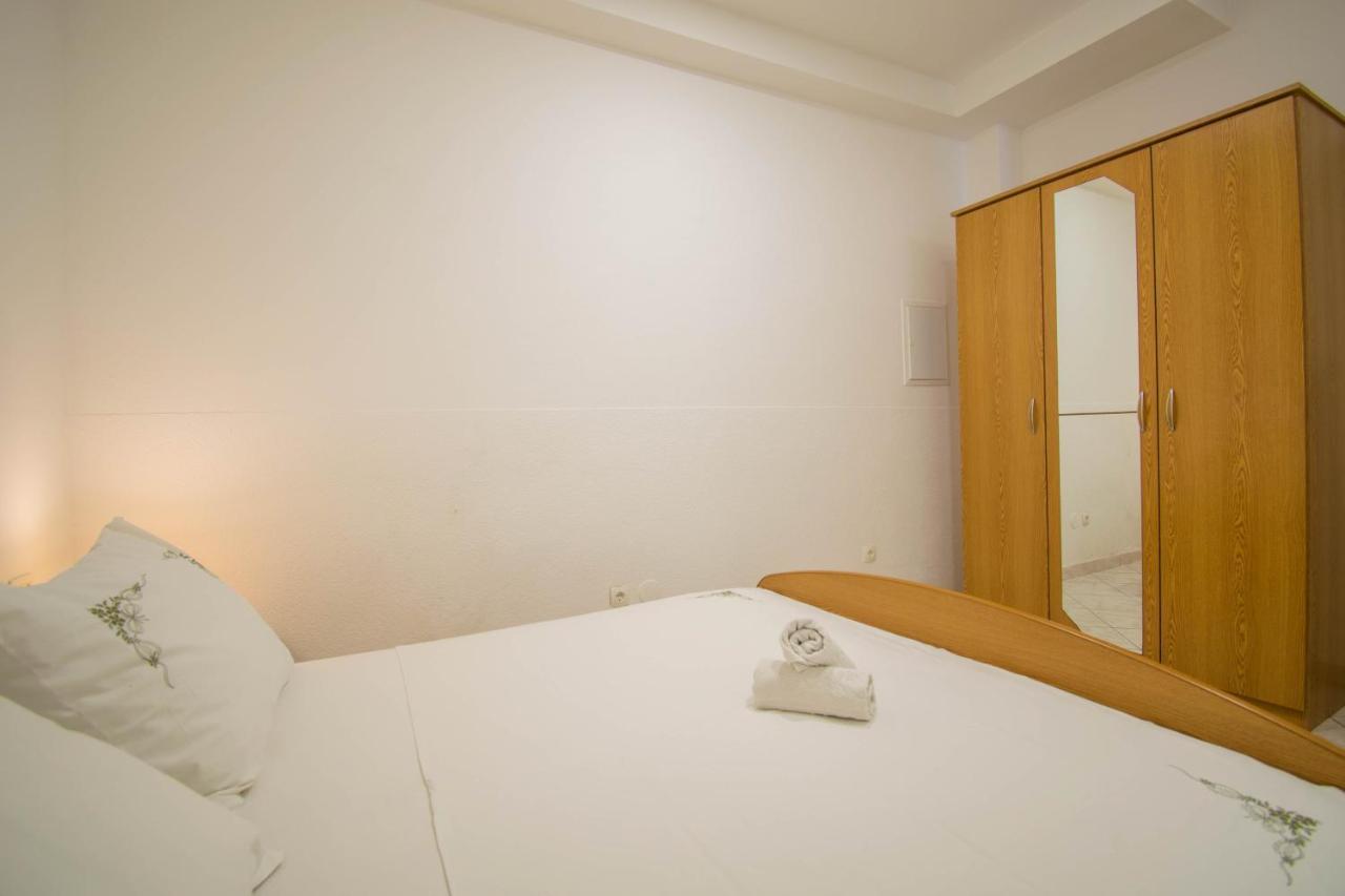 Apartments Manuela - บาชกาโวดา ภายนอก รูปภาพ