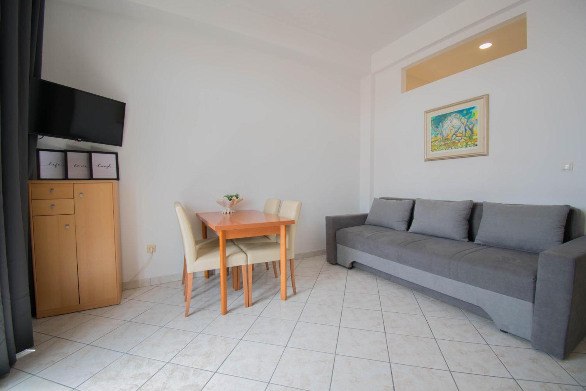 Apartments Manuela - บาชกาโวดา ภายนอก รูปภาพ